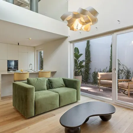 Luxury 2-bedroom Townhouse In Principe Real 別荘
