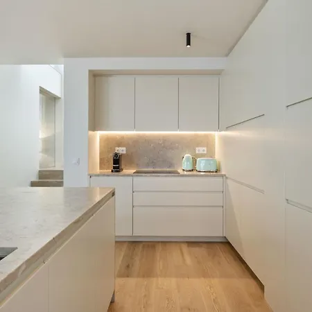 בית נופש Luxury 2-bedroom Townhouse In Principe Real *
