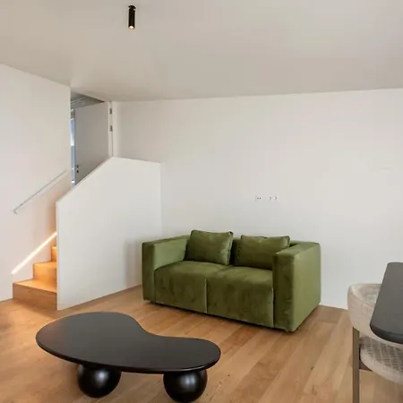 Luxury 2-bedroom Townhouse In Principe Real 別荘