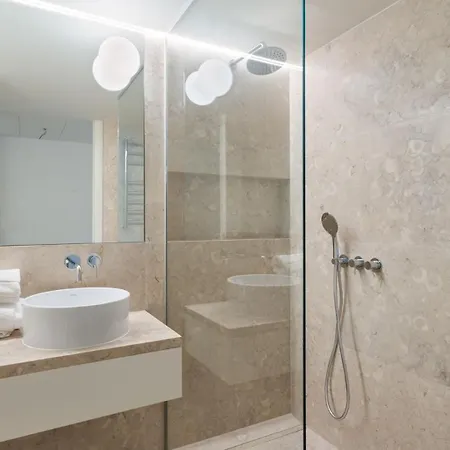 Luxury 2-bedroom Townhouse In Principe Real *