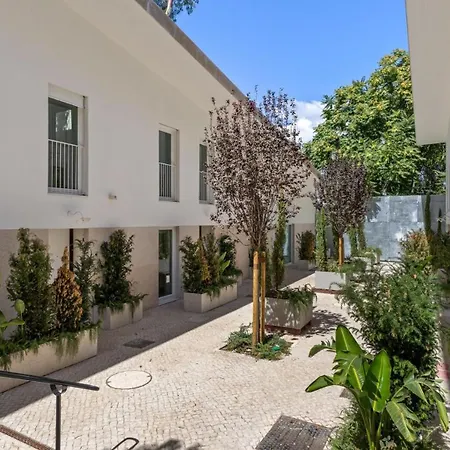 Luxury 2-bedroom Townhouse In Principe Real ליסבון
